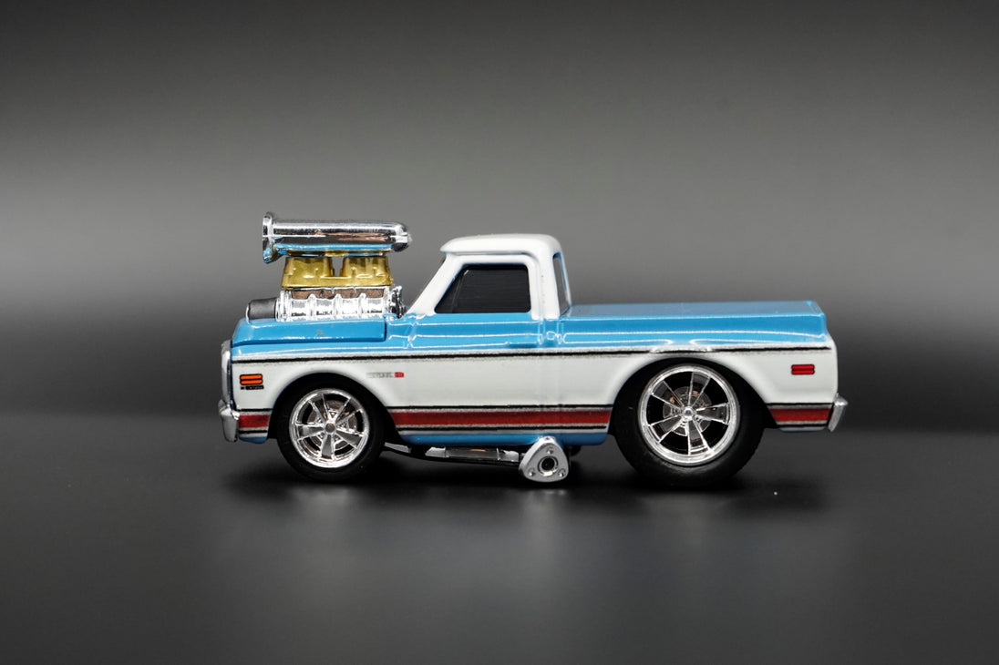 1972 Chevrolet C10 Pickup Alloy Diecast Car Model 1:64 By Maisto - Muscle Machines