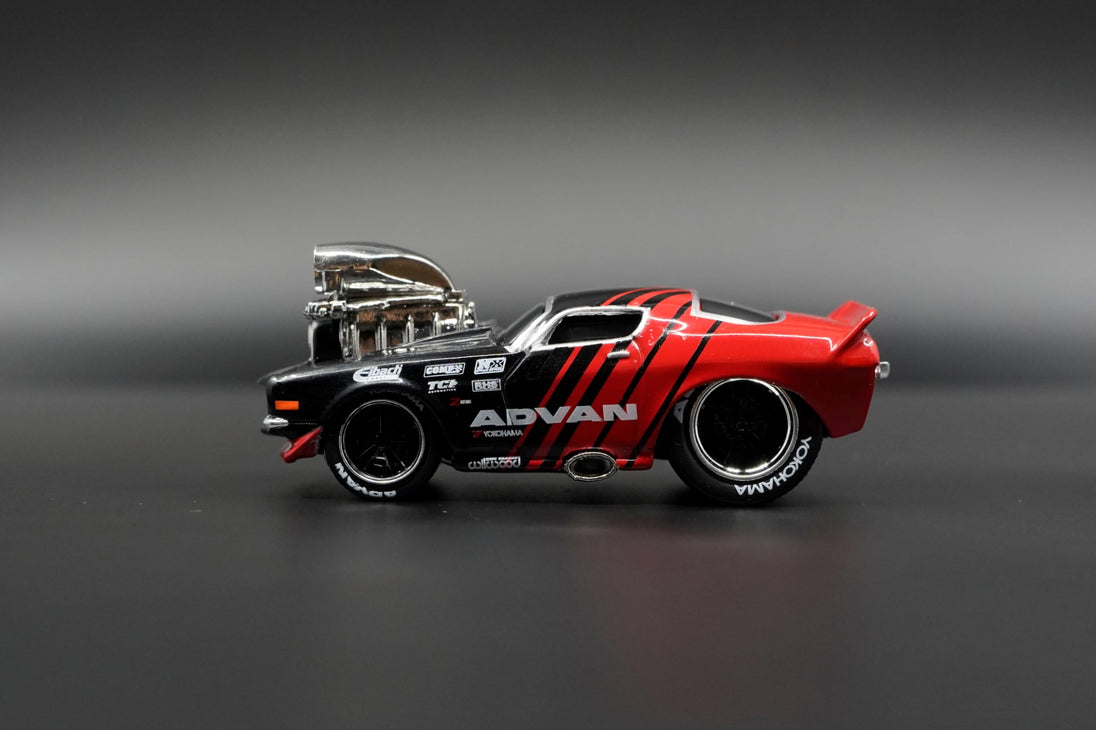 1971 Chevy Camaro Alloy Diecast Car Model 1:64 By Maisto - Muscle Machines
