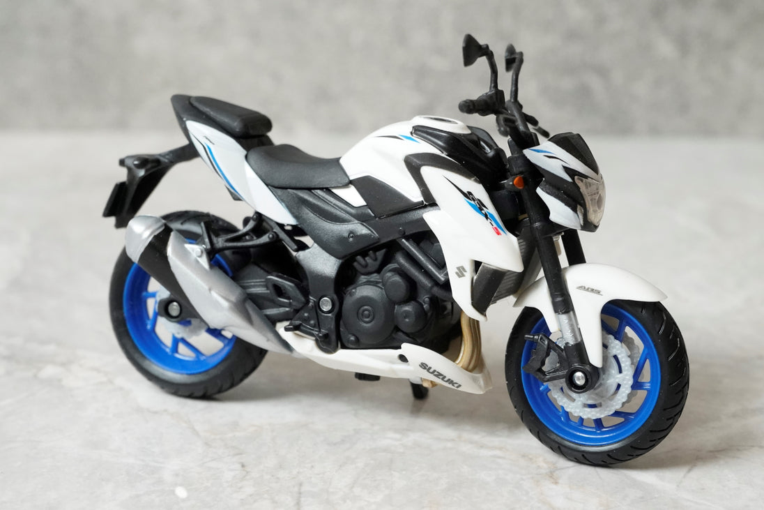 Suzuki GSX-S750 ABS Diecast Bike 1:18 Motorcycle Model By Maisto