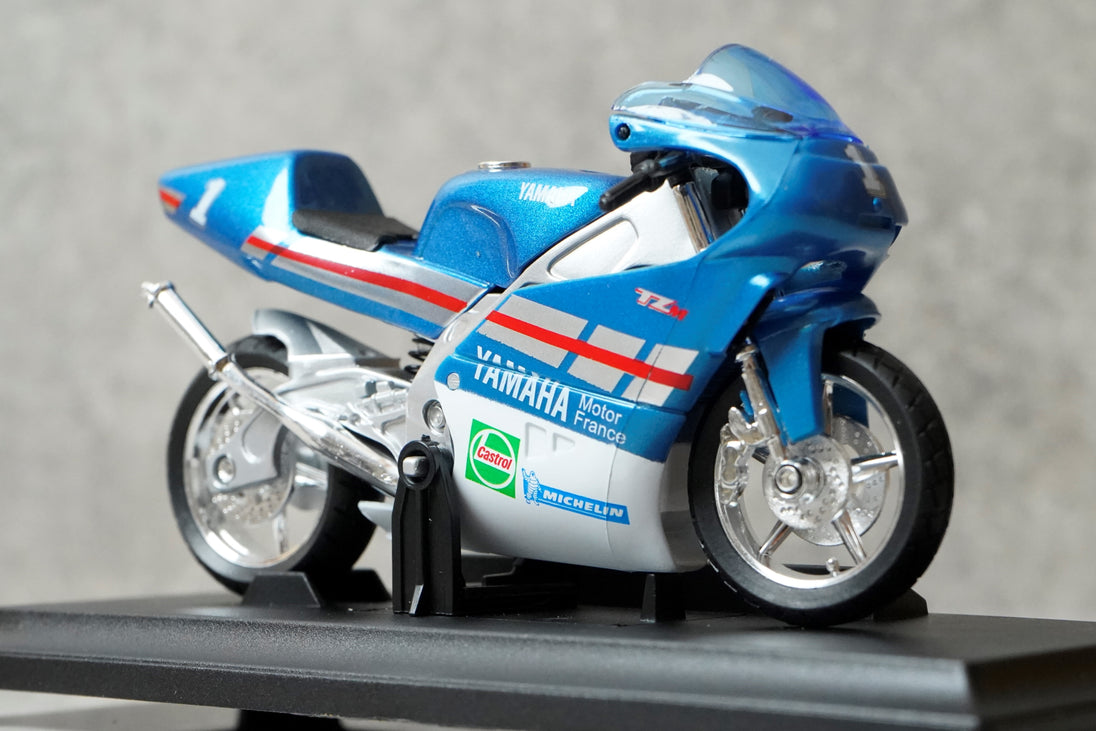 1994 Yamaha TZ250M Diecast Bike 1:18 Motorcycle Model By Welly