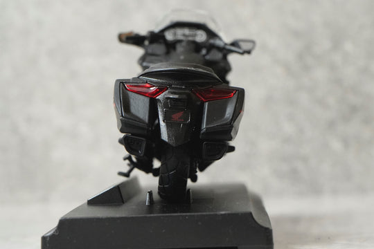 Honda Gold Wing Diecast Bike 1:18 Motorcycle Model By Welly