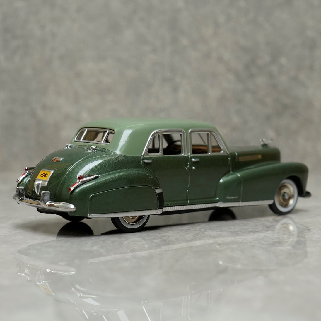 1941 Cadillac Fleetwood Series Sixty Special Alloy Diecast Car Model 1:43 By GFCC