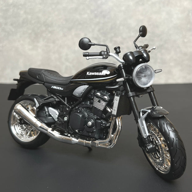 Kawasaki Z900RS Diecast Bike 1:12 Motorcycle Model By Maisto