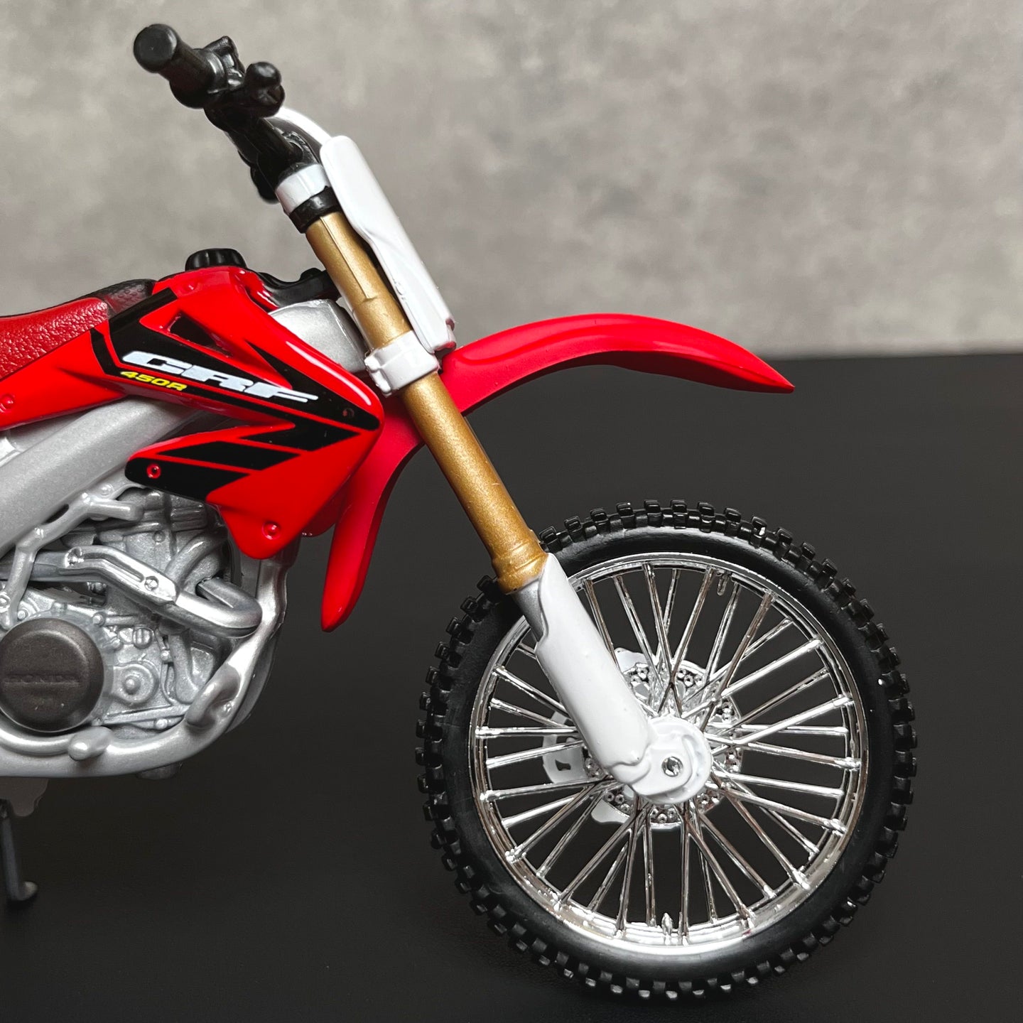 Honda CRF450R 1:12 Diecast Bike 1:12 Motorcycle Model By Maisto