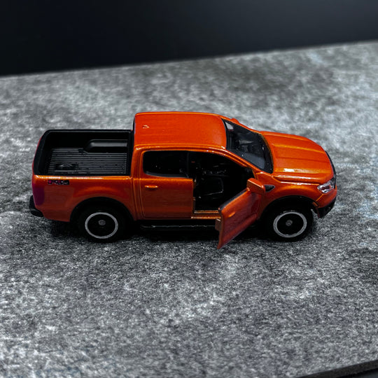 2019 Ford Ranger Diecast Car Model 1:64 by Bburago