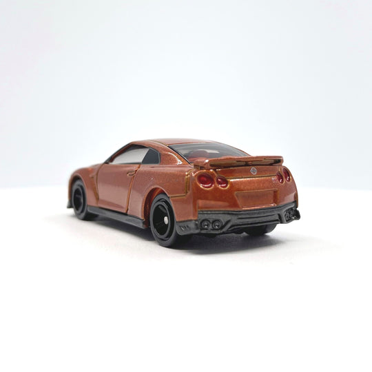1:62 Nissan GTR Alloy Tomica Diecast Car Model by Takara Tomy