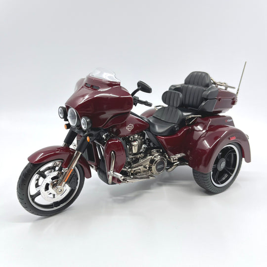 Harley Davidson CVO FLHTCUTGSE Tri Glide 1:12 Diecast Bike Motorcycle Model By Maisto